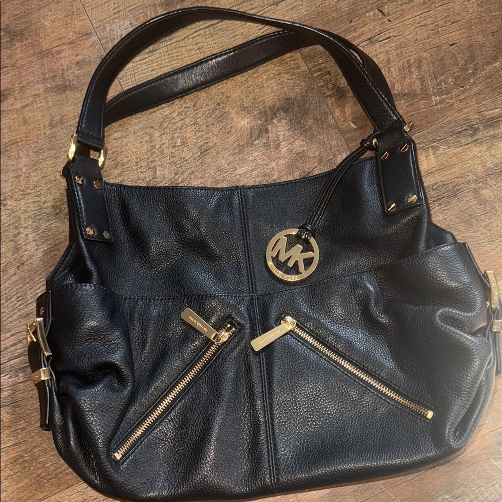 Michael Kors “Harper” / “Bedford Pebbled Leather Shoulder Bag”